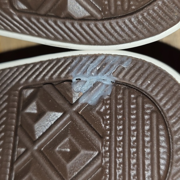 Converse Women's Size 7 Pink Slip On Shoes - Picture 6 of 7